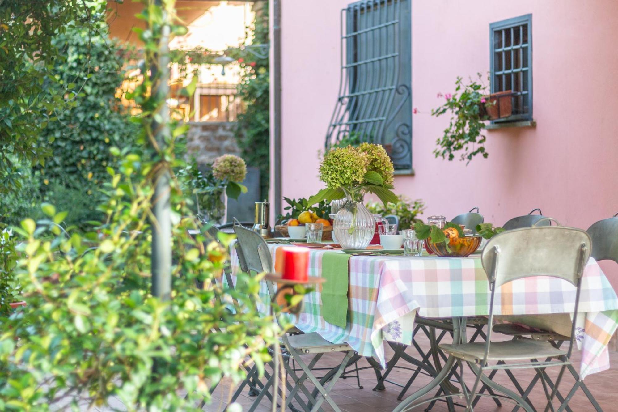 Ai Due Cedri Guest House Capranica Exterior photo