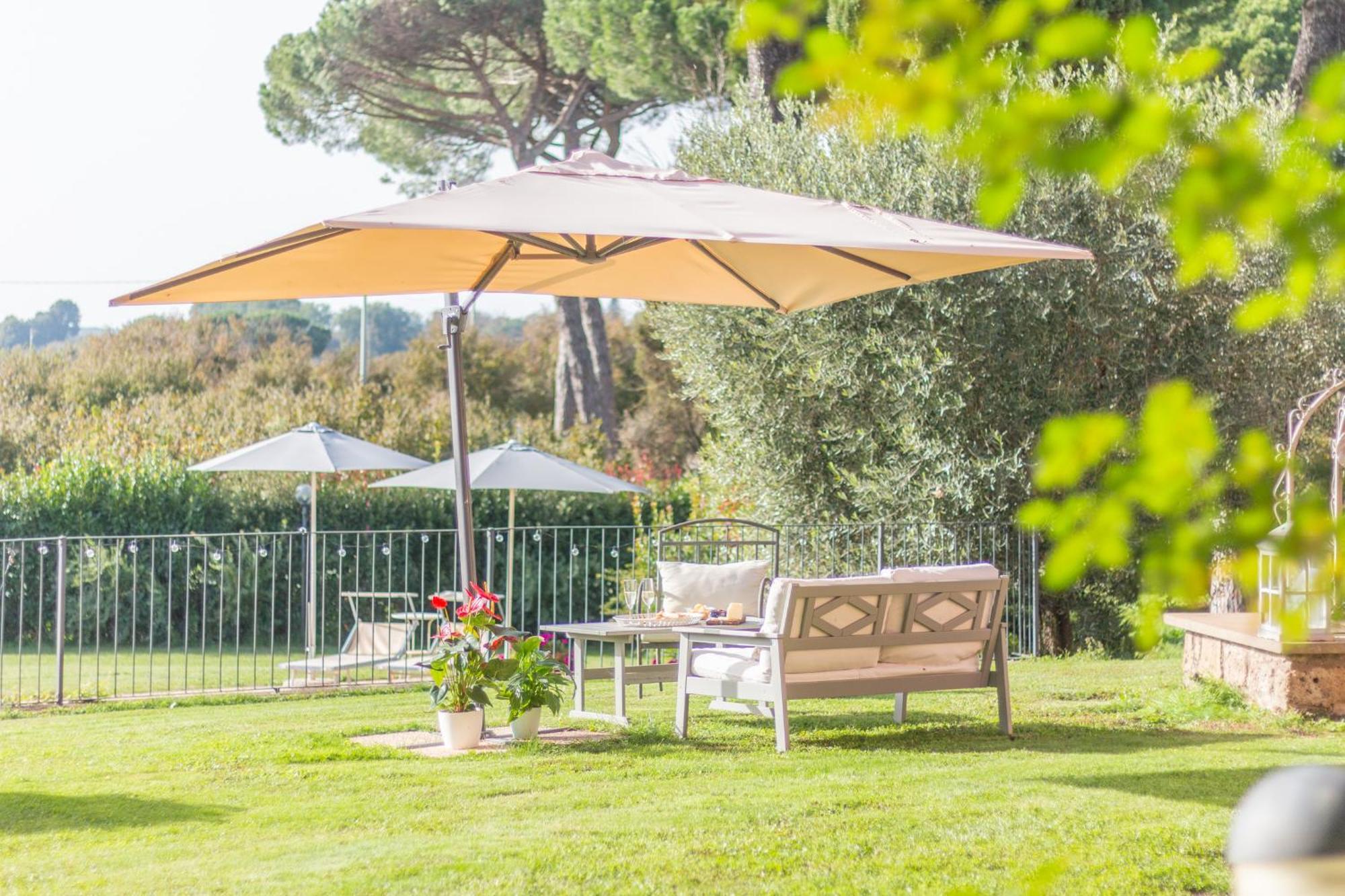 Ai Due Cedri Guest House Capranica Exterior photo